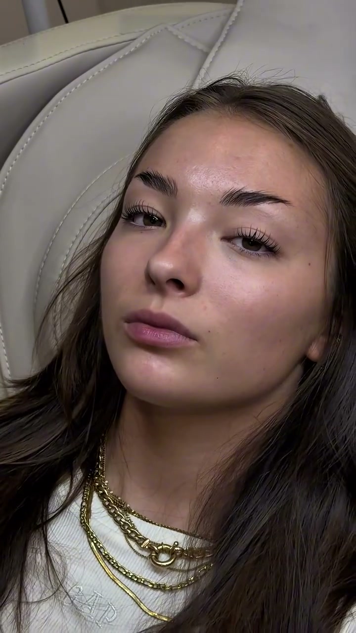 Vidéo Rehaussement de cils classique chez LUCIA BEAUTY