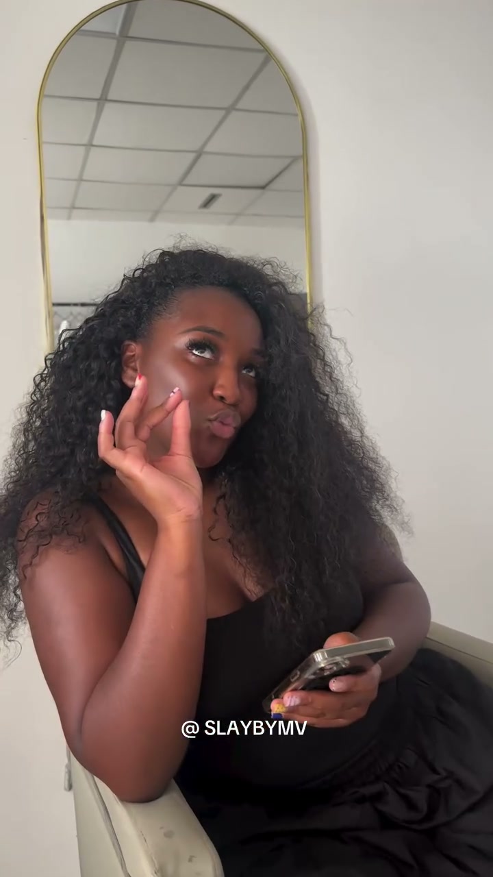 Vidéo Flip Over Curly chez Slay By VM