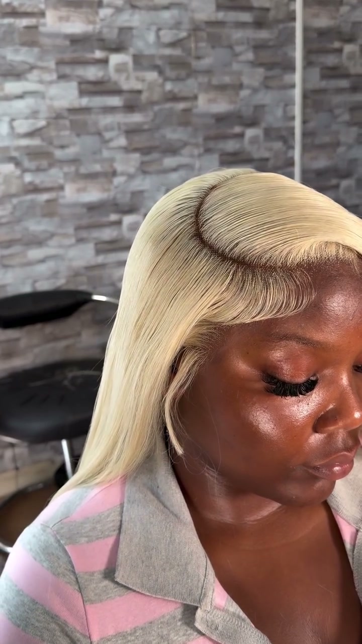 Vidéo Pose Frontal Wig chez Lacedd by Gigi