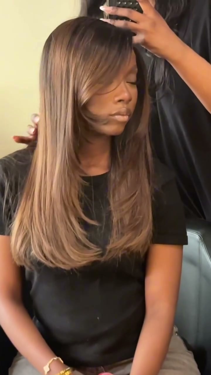 Vidéo Pose Perruque Closure/Frontale/360 chez Stella Yato Salon