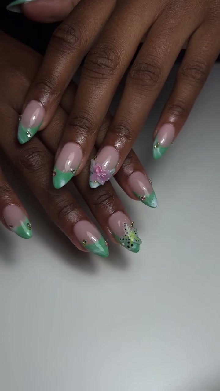 Vidéo Gel X + Semi permanent chez Misah Nails
