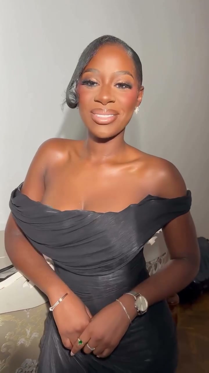 Vidéo Soft glam look chez Glow by Nsb