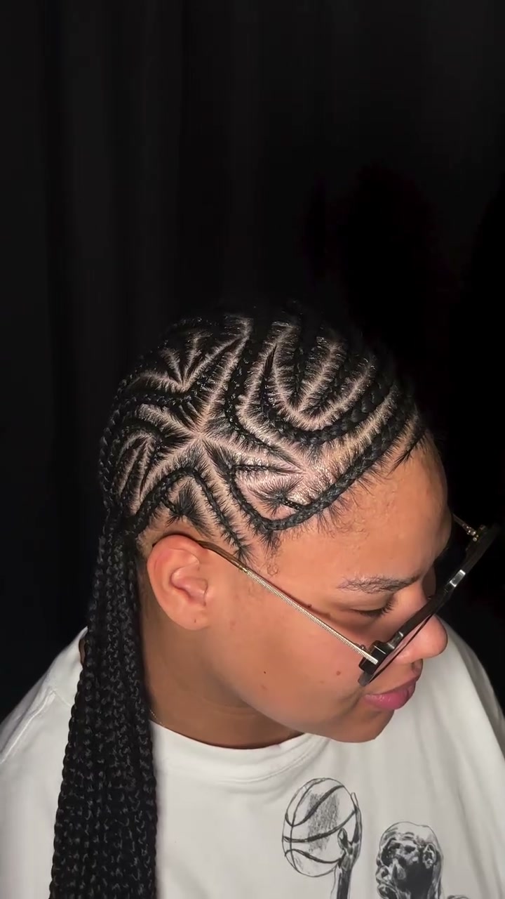 Vidéo 6. nattes collées chez MAKA STYLIST