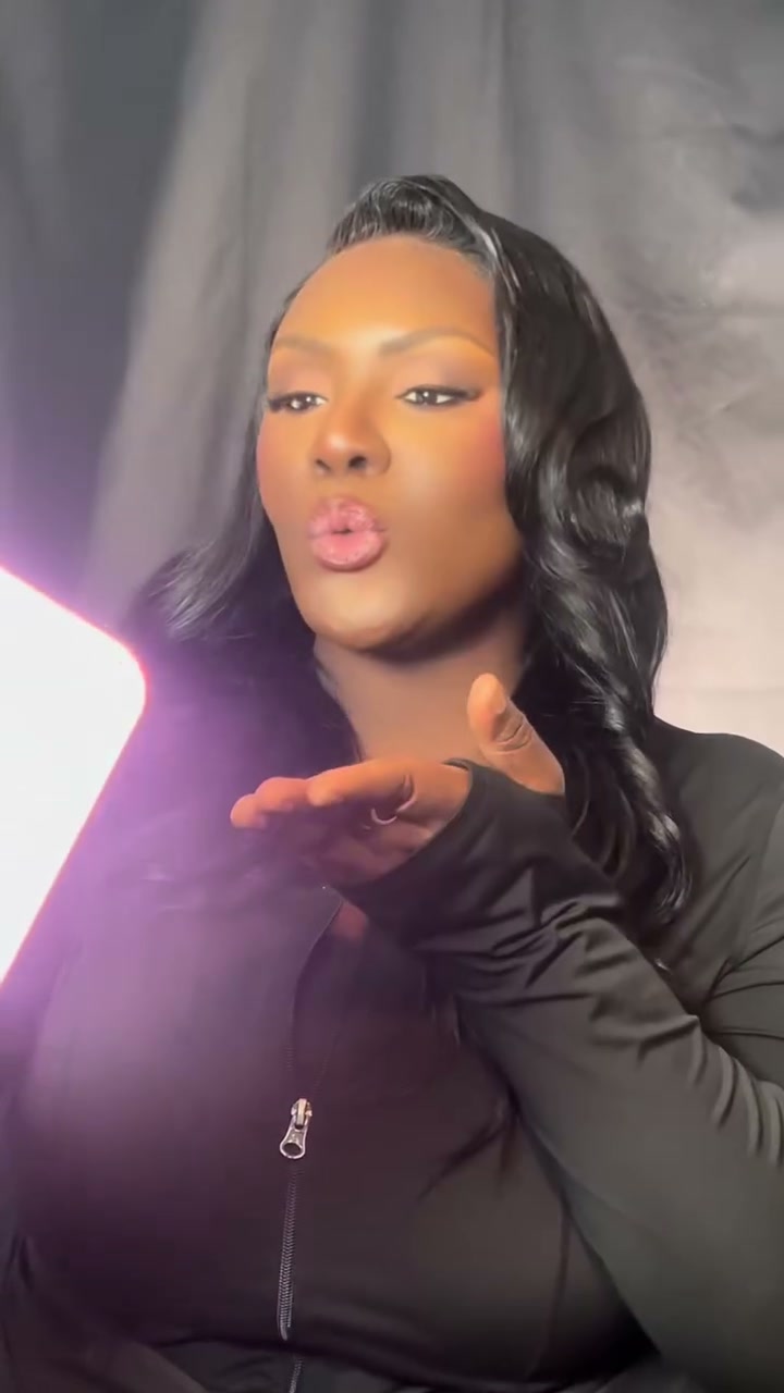 Vidéo Brushing + lissage chez LTK Beauty