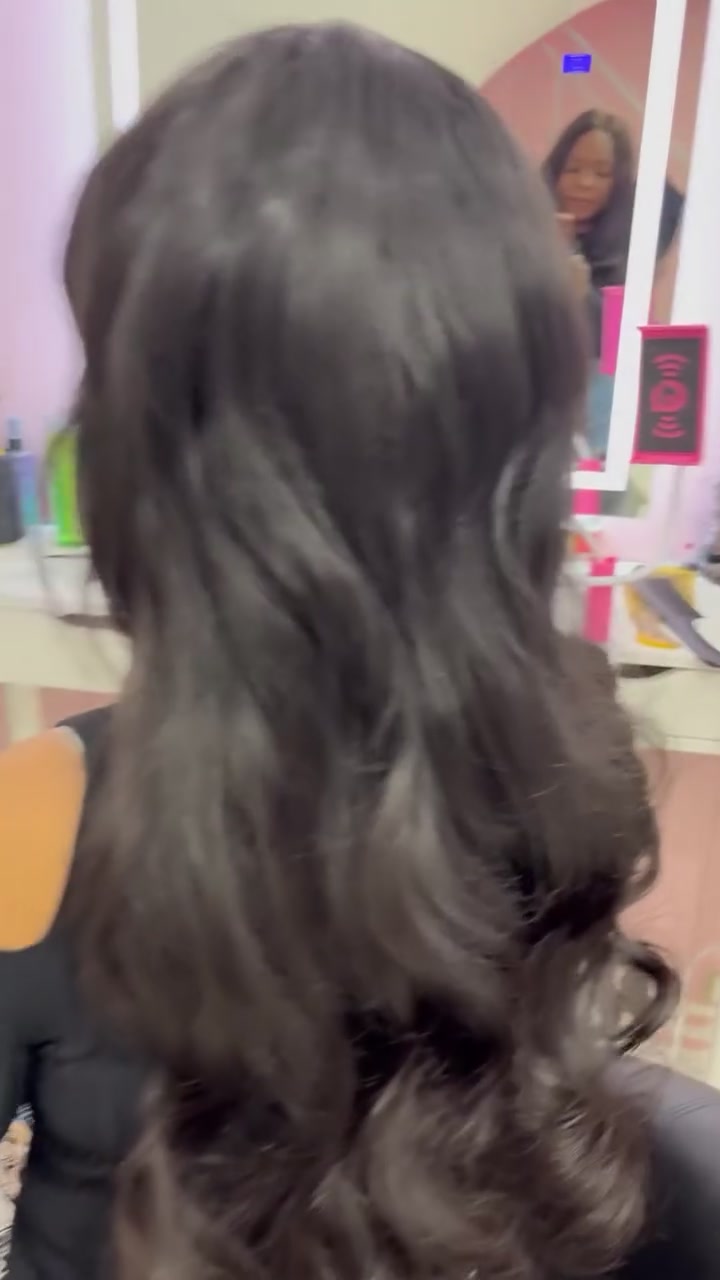 Vidéo Extensions au fil chez Nexy Design Hair