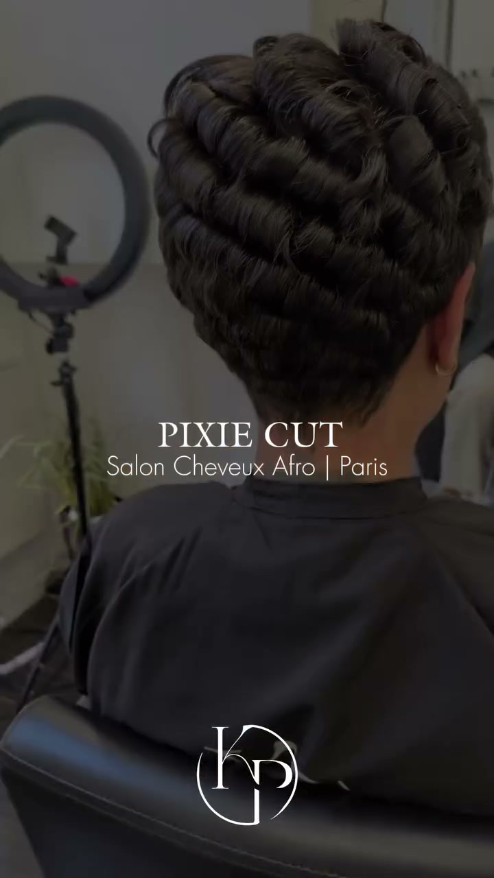 Vidéo Waves + coupe + chevx court chez Keypcia - Coiffure afro