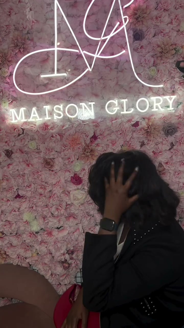 Vidéo Boucle au fer chez Maison Glory
